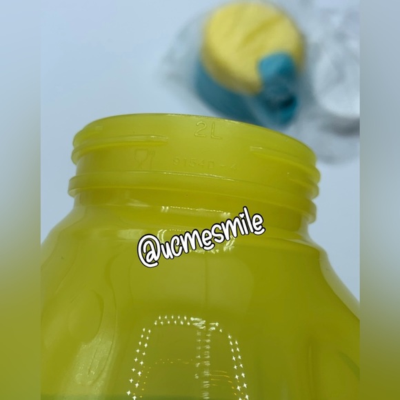 Tupperware Eco twist Spring Yellow 2L Water Bottle - Picture 3 of 5